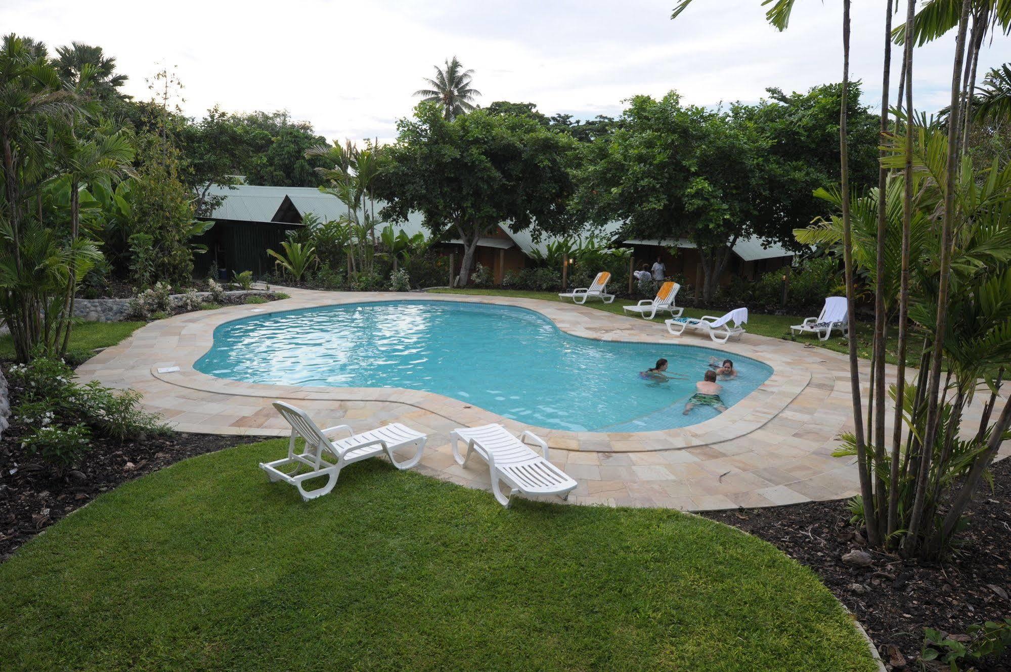 Kokopo Beach Bungalow Resort Exterior photo